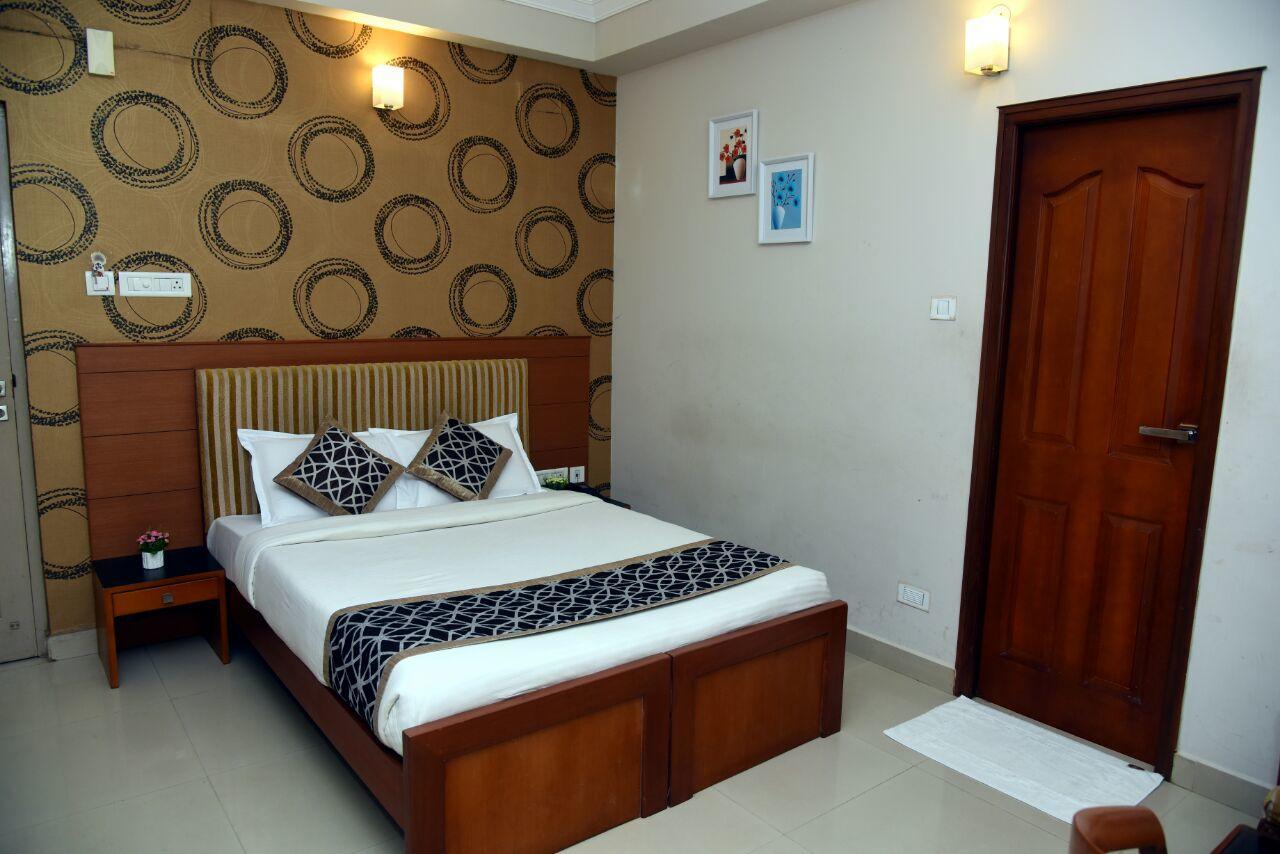 Hotel Pearl International Chennai Exterior photo