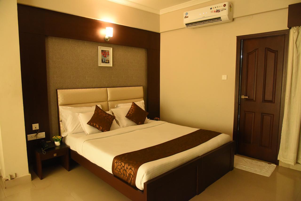 Hotel Pearl International Chennai Exterior photo